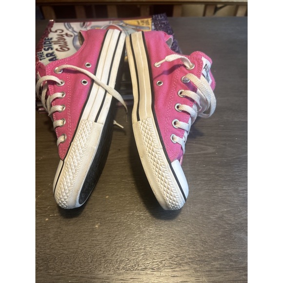Converse All-Star Low Tops Pink Men's Size 7 Women's Size 9 Super Clean Chucks - Picture 2 of 7